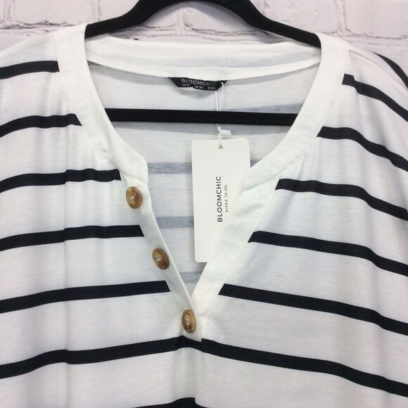 Bloomchic T Shirt Womens Plus Size 26 Black White Striped Oversized V Neck Beach - Picture 3 of 10